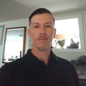 Meet your Posher, Travis